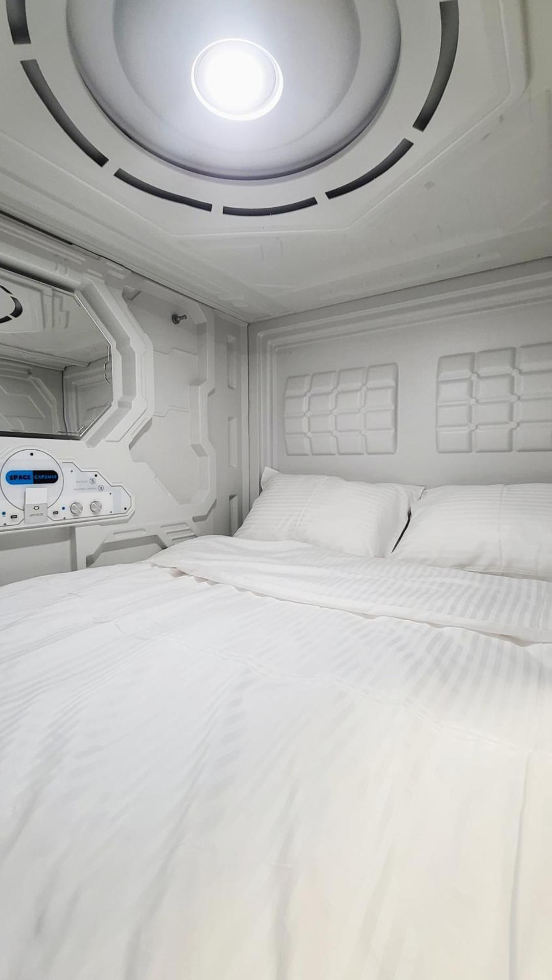 Capsula Hotel Erévan Extérieur photo