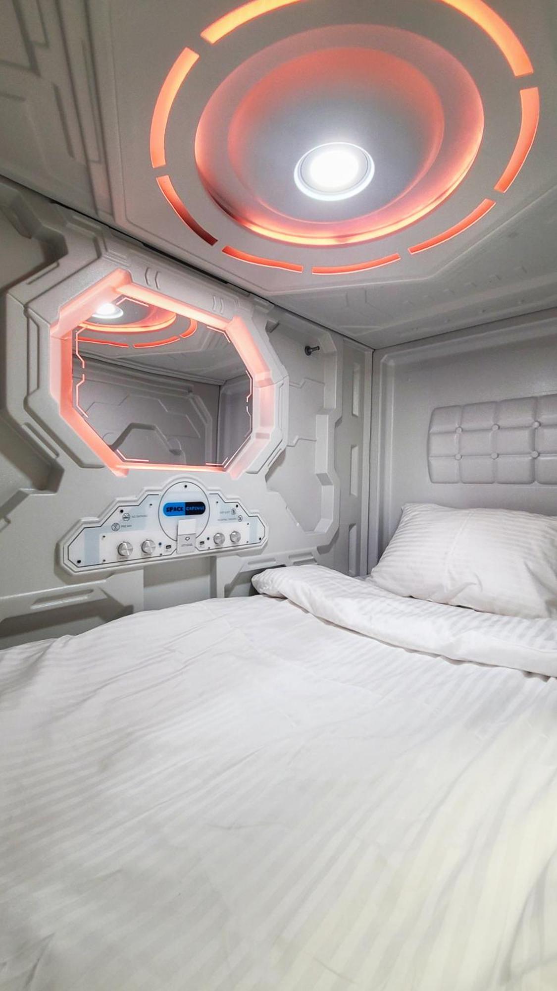 Capsula Hotel Erévan Extérieur photo