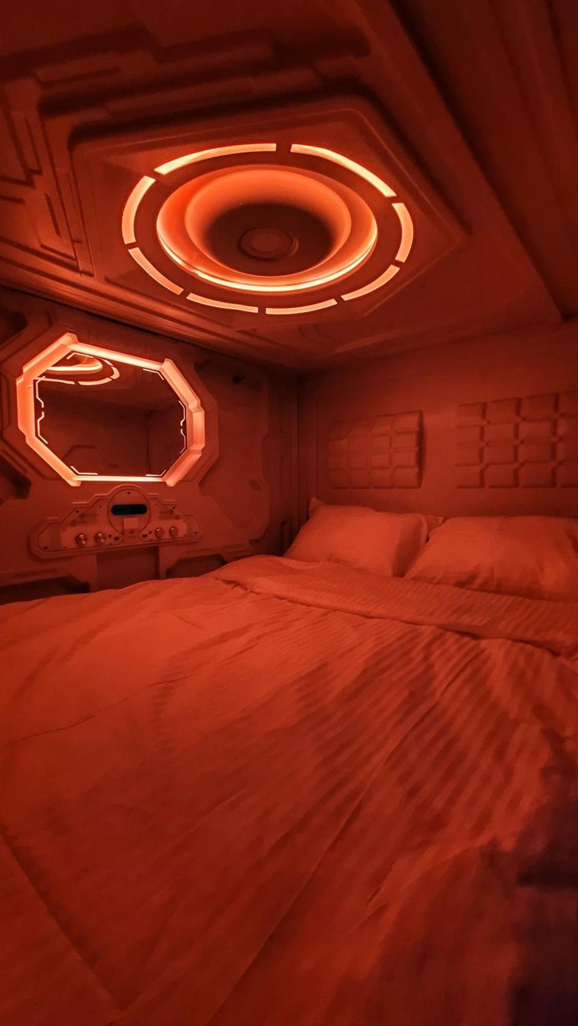 Capsula Hotel Erévan Extérieur photo
